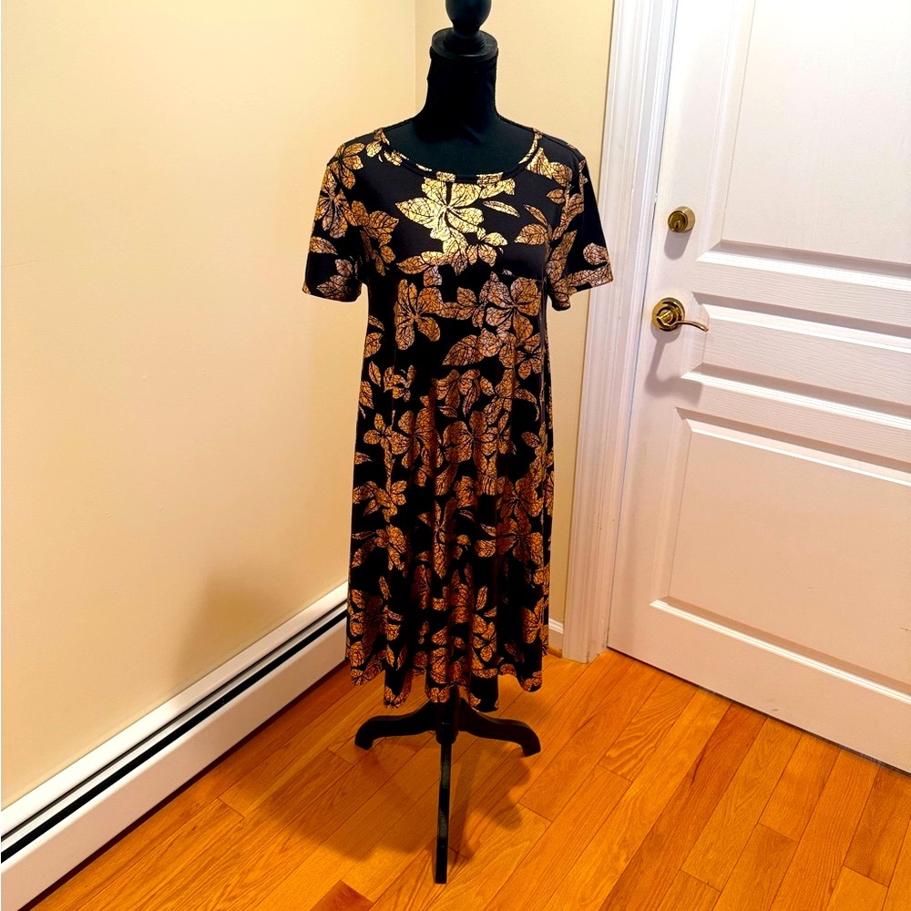 LuLaRoe Black and Gold Midi Dress Elegant Design